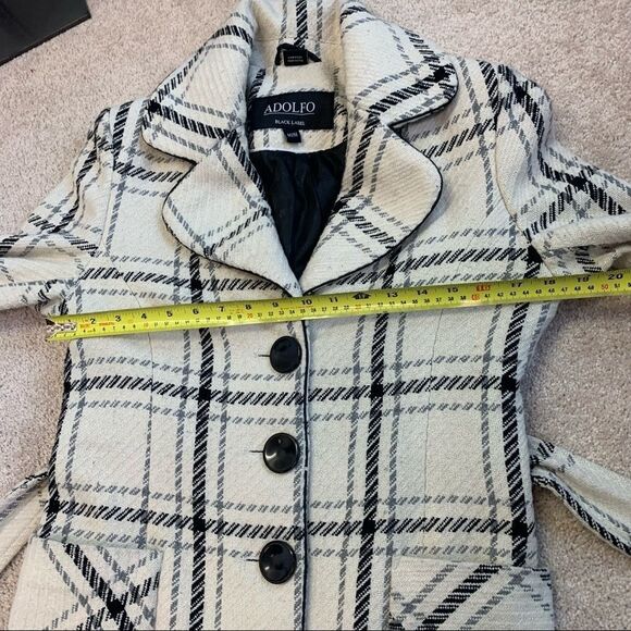Adolfo cream black gray plaid check fall/winter coat size Medium - Picture 9 of 11